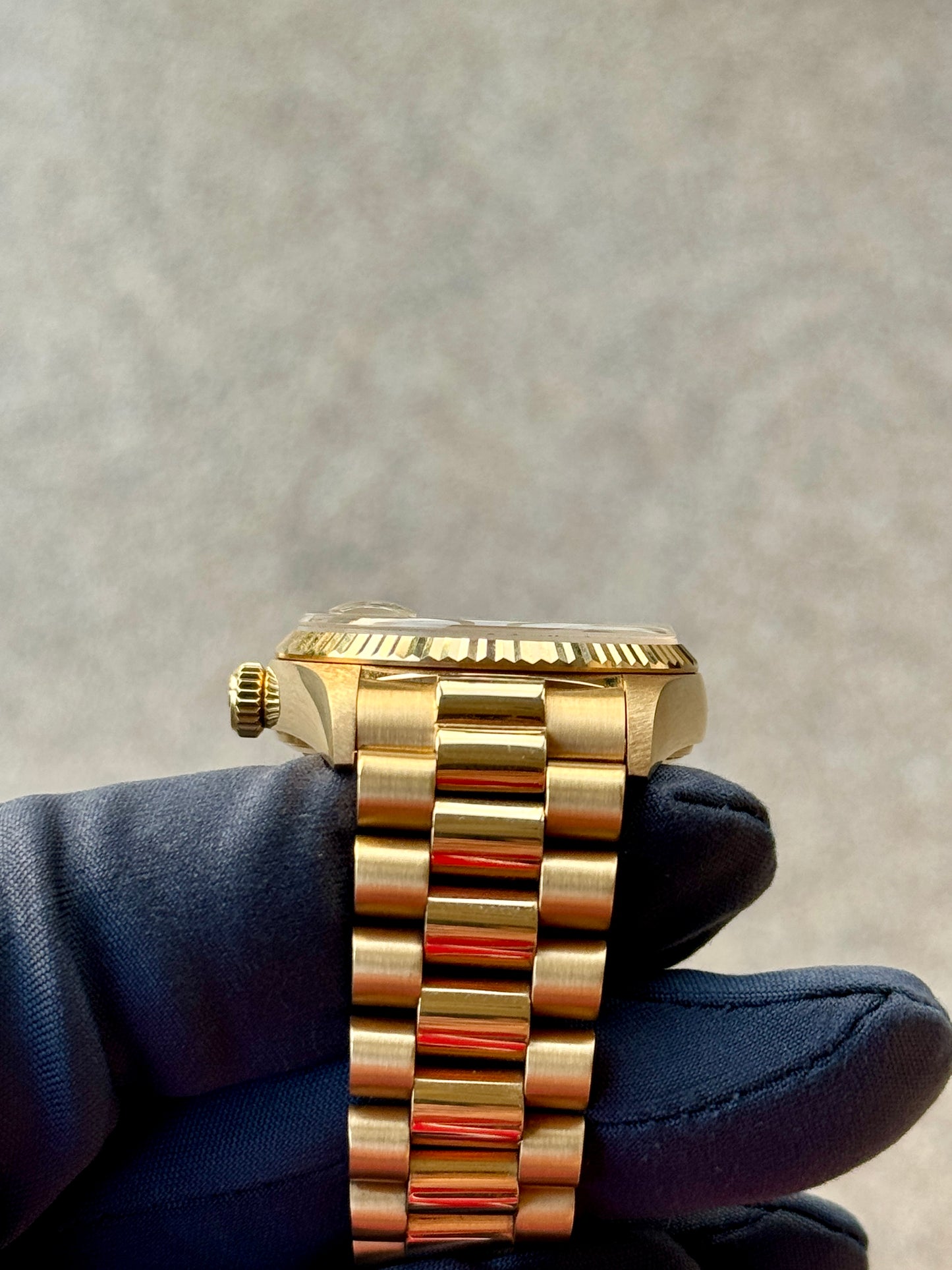 Rolex Day-Date 36 18KT Yellow Gold 18038