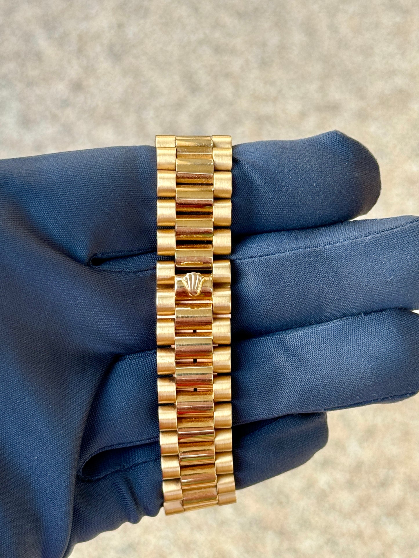 Rolex Day-Date 36 18KT Yellow Gold 18038