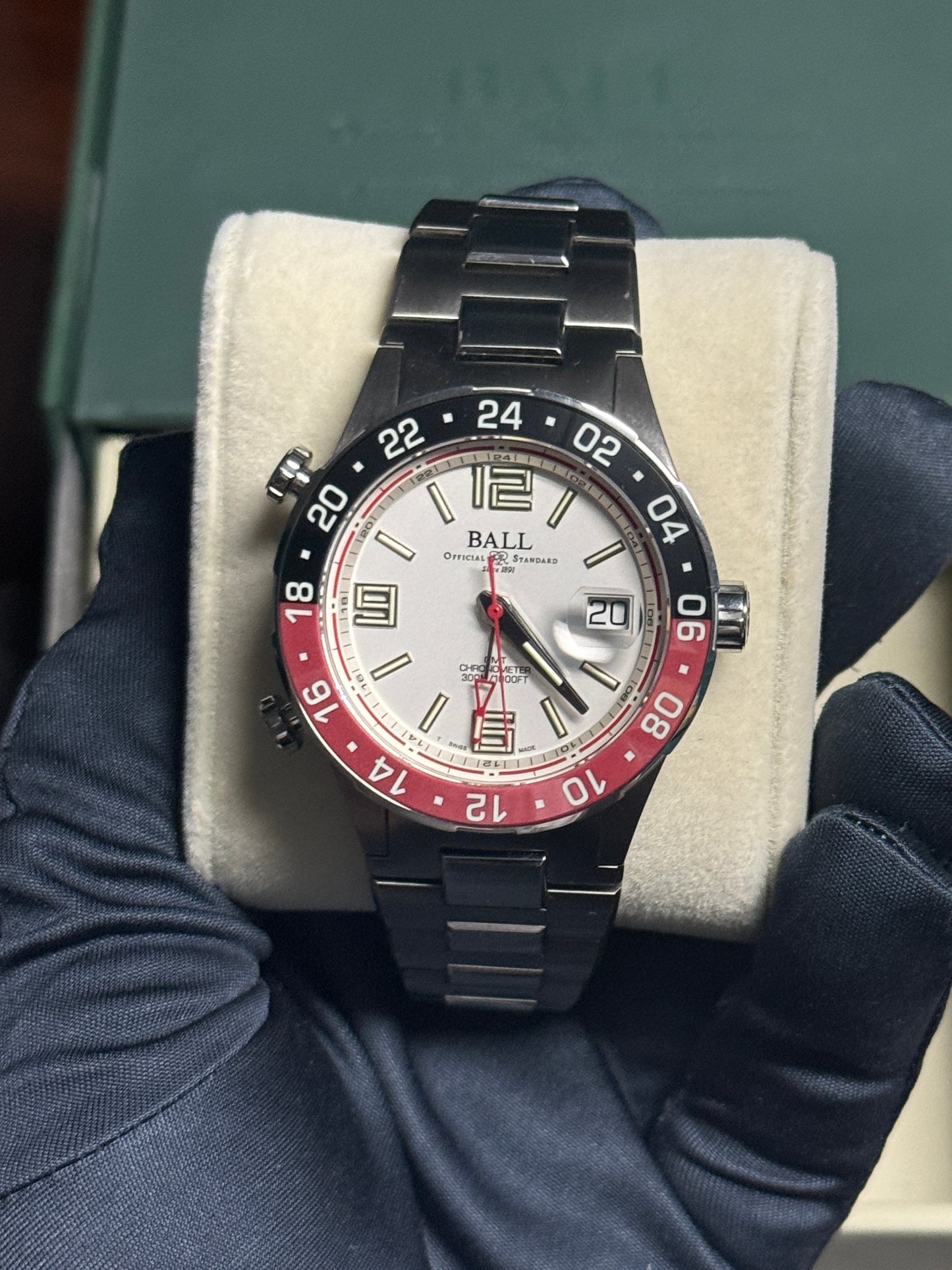 Ball Roadmaster Pilot DG3038A-S1C-WH
