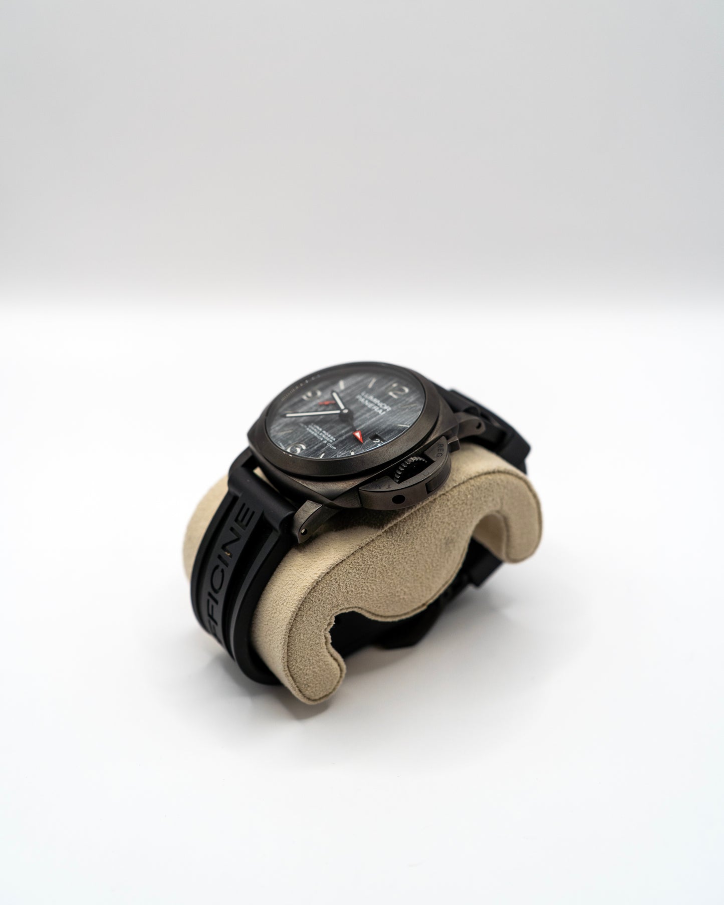 2019 Panerai Luminor Luna Rossa - 36th anniversary