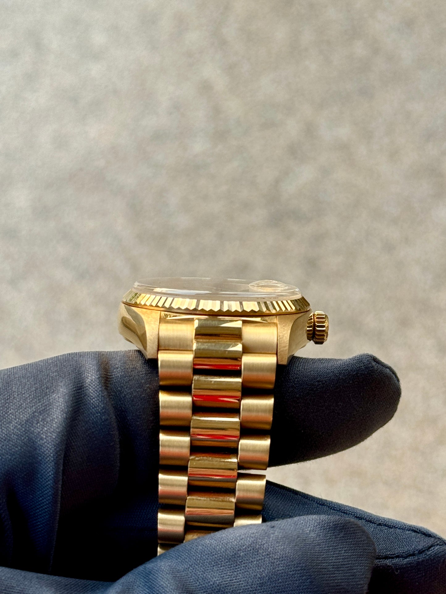 Rolex Day-Date 36 18KT Yellow Gold 18038