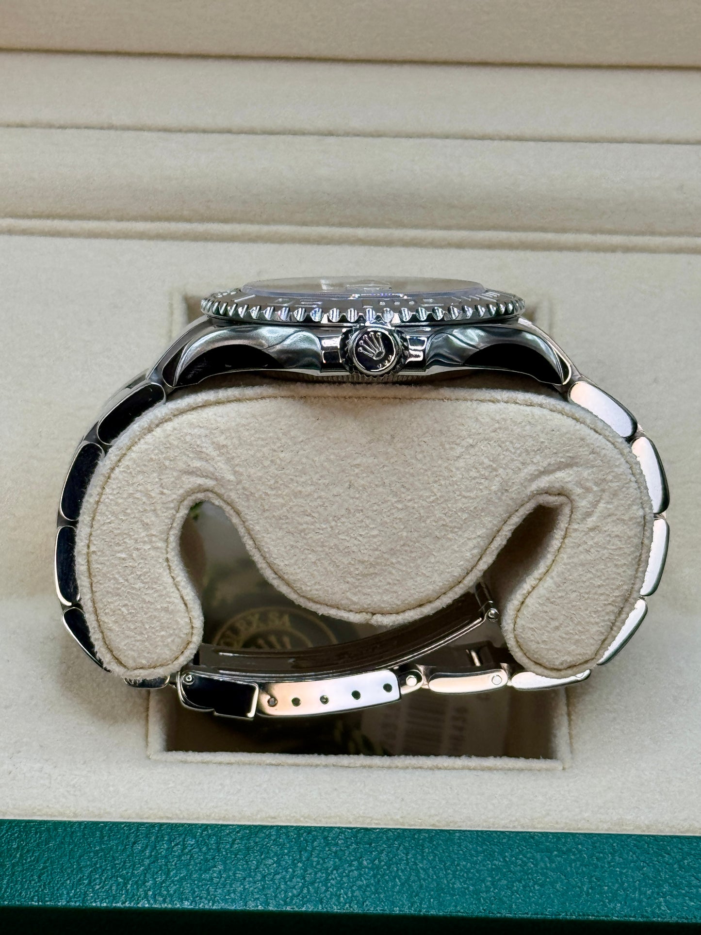 2004 Rolex Yacht-Master Platinum 40 16622