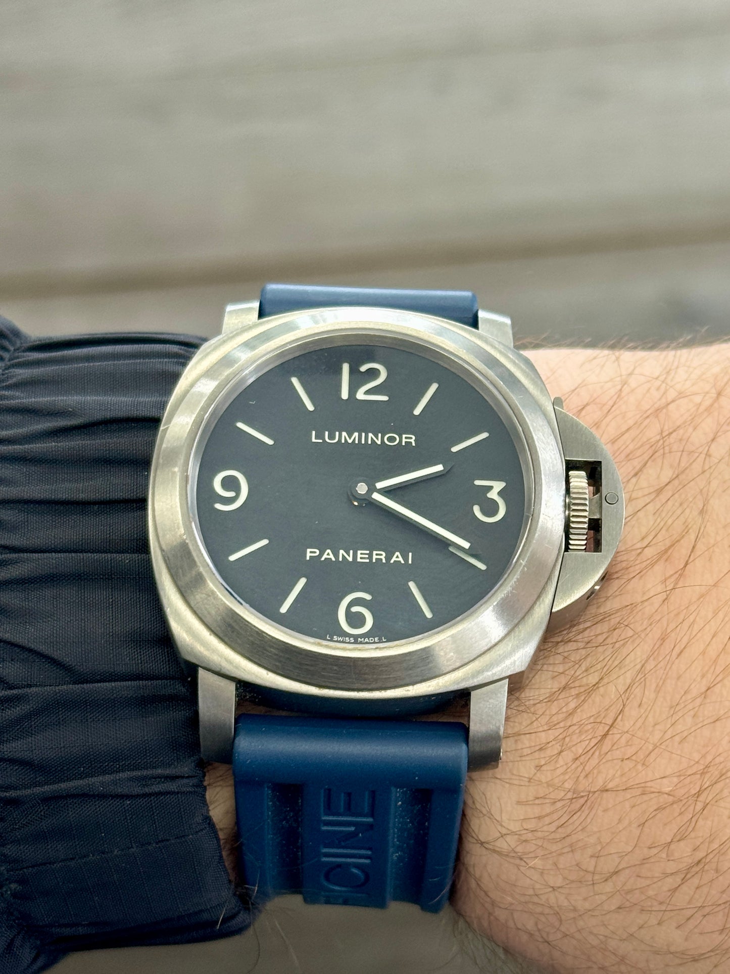 PANERAI LUMINOR BASE TITANIUM 44MM PAM 176