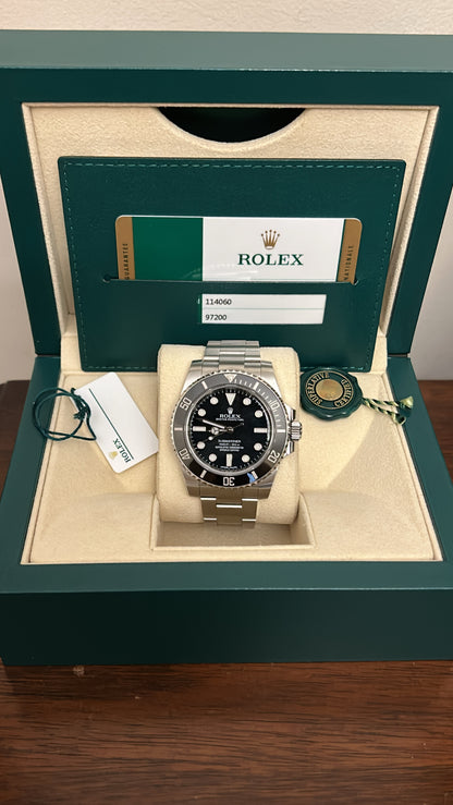 2017  Rolex Submariner No Date 114060
