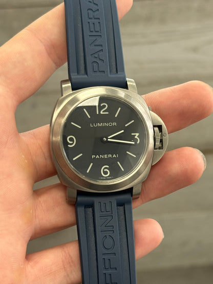 PANERAI LUMINOR BASE TITANIUM 44MM PAM 176