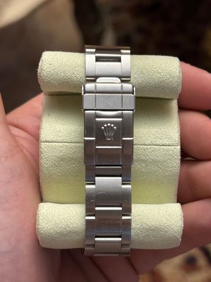 1999 Rolex GMT-Master ii “Pepsi” 16710