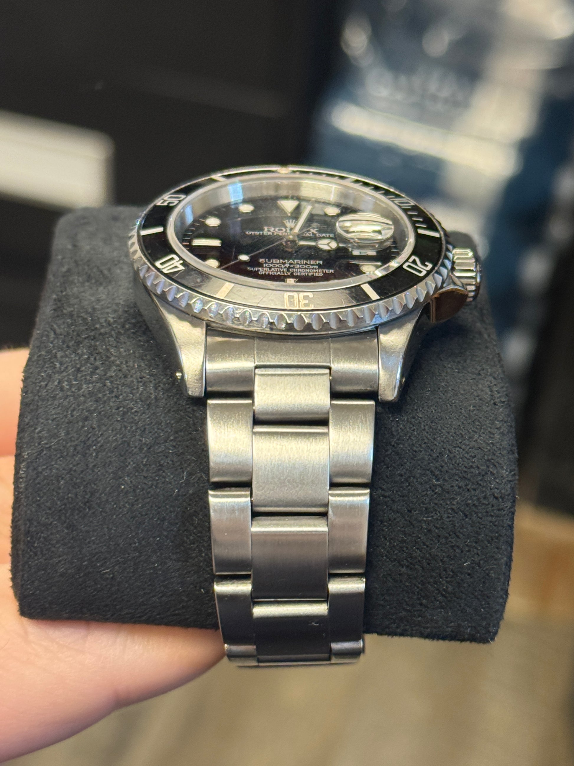 Rolex Submariner Date 16610LN caseback