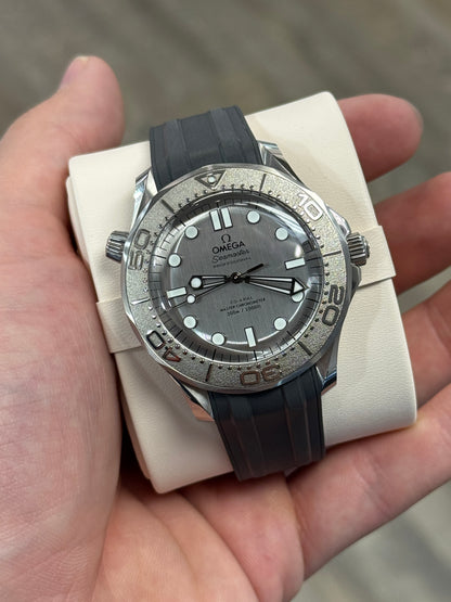 2026 Omega Seamaster 42mm 210.32.42.20.06.002