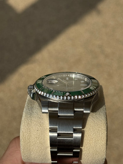 2016 Rolex Submariner “Hulk” 116610LV
