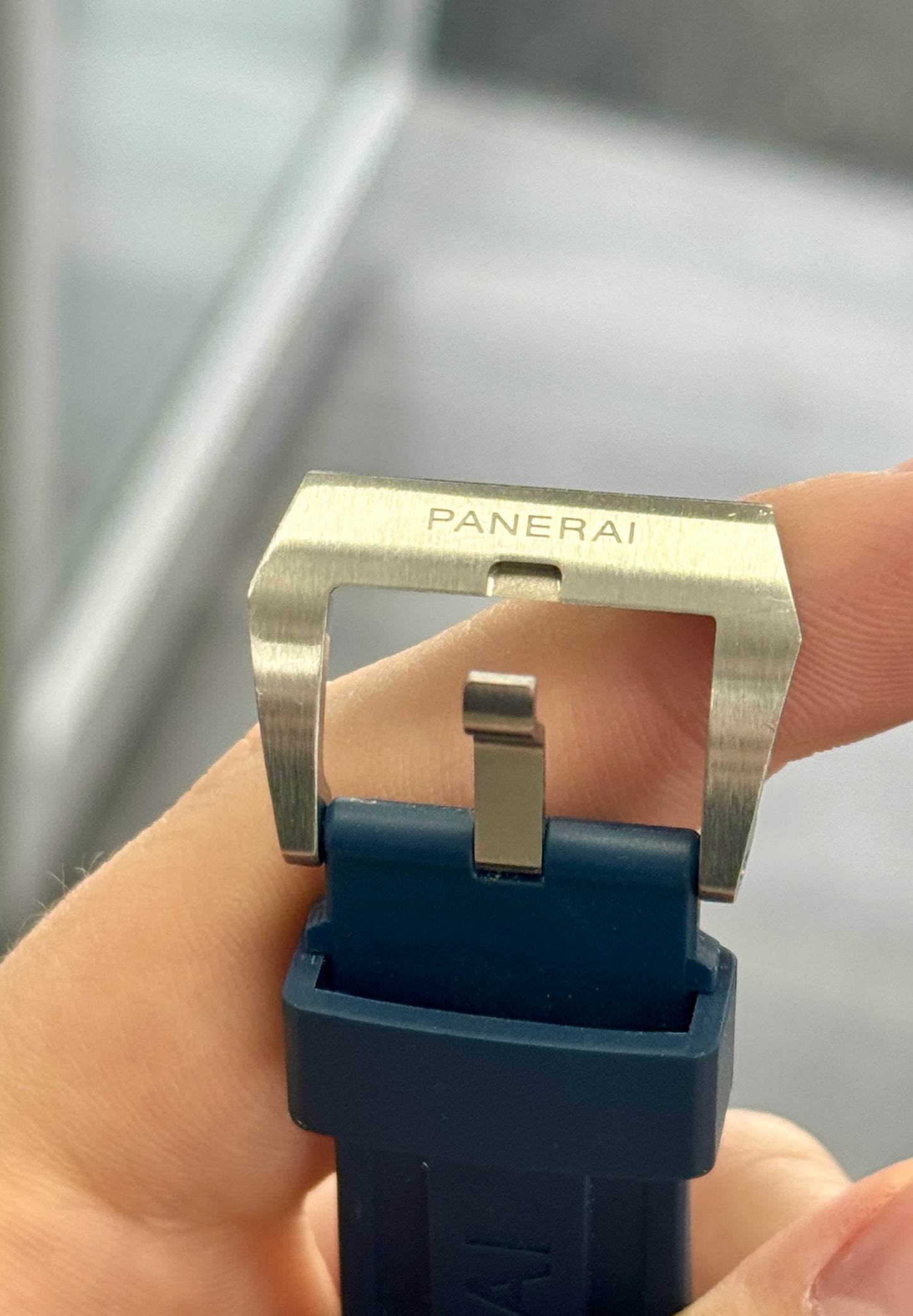 PANERAI LUMINOR BASE TITANIUM 44MM PAM 176