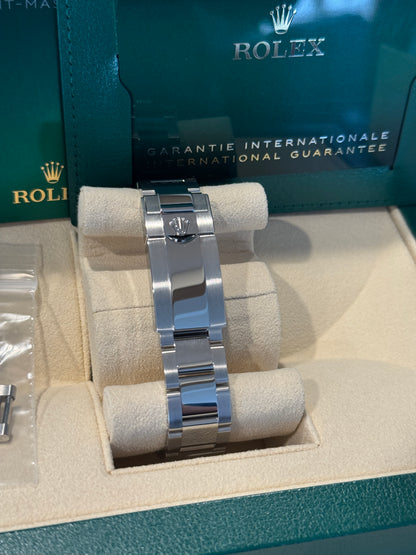 Unworn 2023 Rolex GMT-Master ii “Batman” 126710BLNR