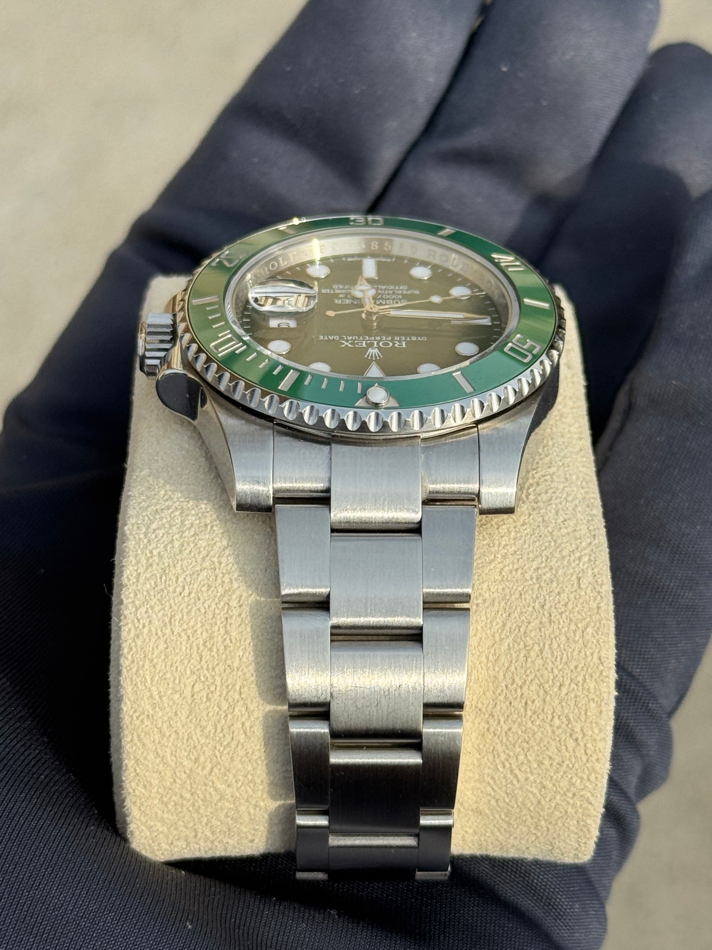 2015 Rolex Submariner Date “Hulk” 116610LV